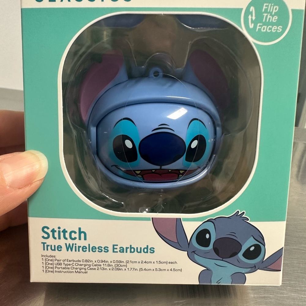 Disney Classics Bluetooth Earbuds